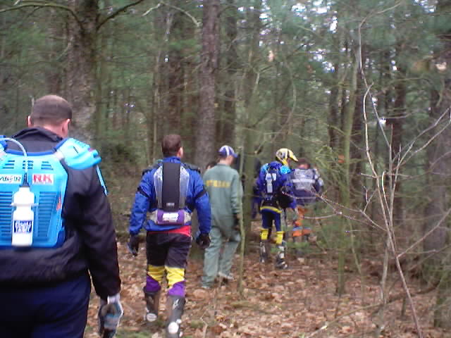 chain gang clearing the route