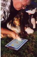 paws01.JPG (5080 bytes)